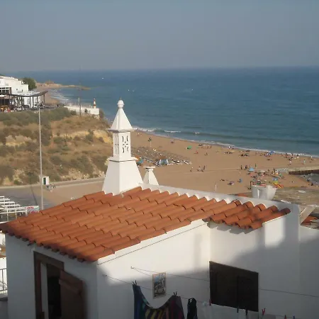 Vivenda Joao Damas * אלבופיירה